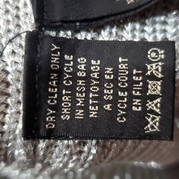 Ralph Lauren Women's Soft Silver Mettalic  Crewneck Sweater BLACK LABEL - Picture 3 of 10